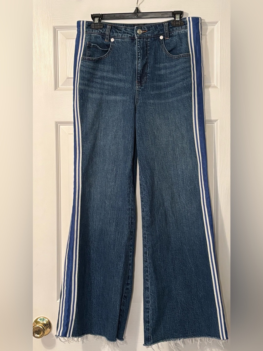 Anthropologie Maeve High Rise Sporty Flare Jeans Frayed Hem Size 29 EUC